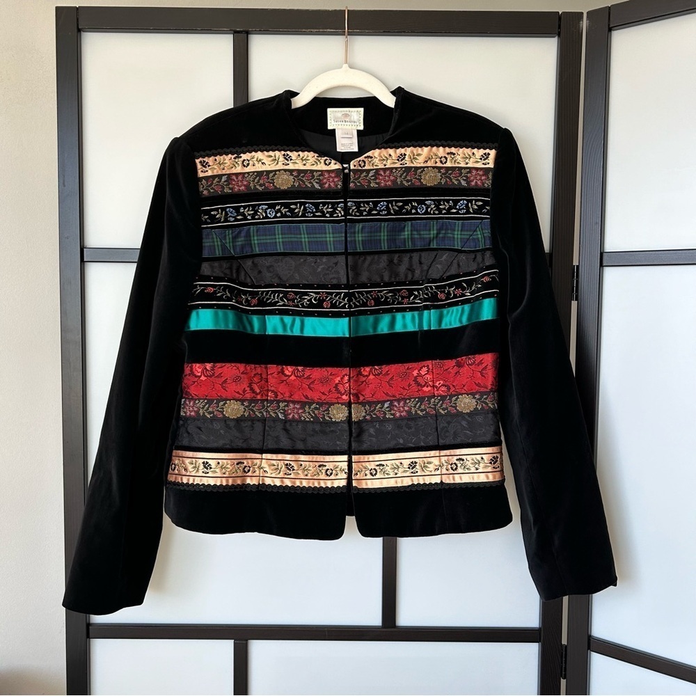 [M] Susan Bristol Vintage Black Velvet Blazer Jacket Pattern Patchwork Detail